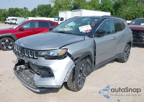 2024 Jeep Compass Limited 4X4 из США, поврежденный, VIN 3C4NJDCN4RT595193